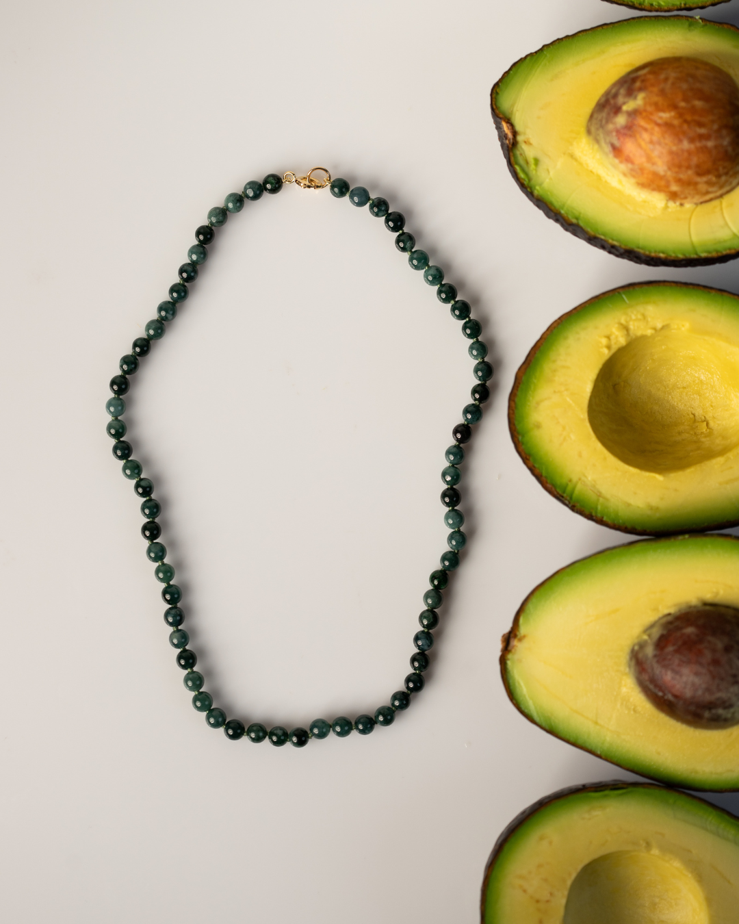 Dewdrop Necklace in Avocado