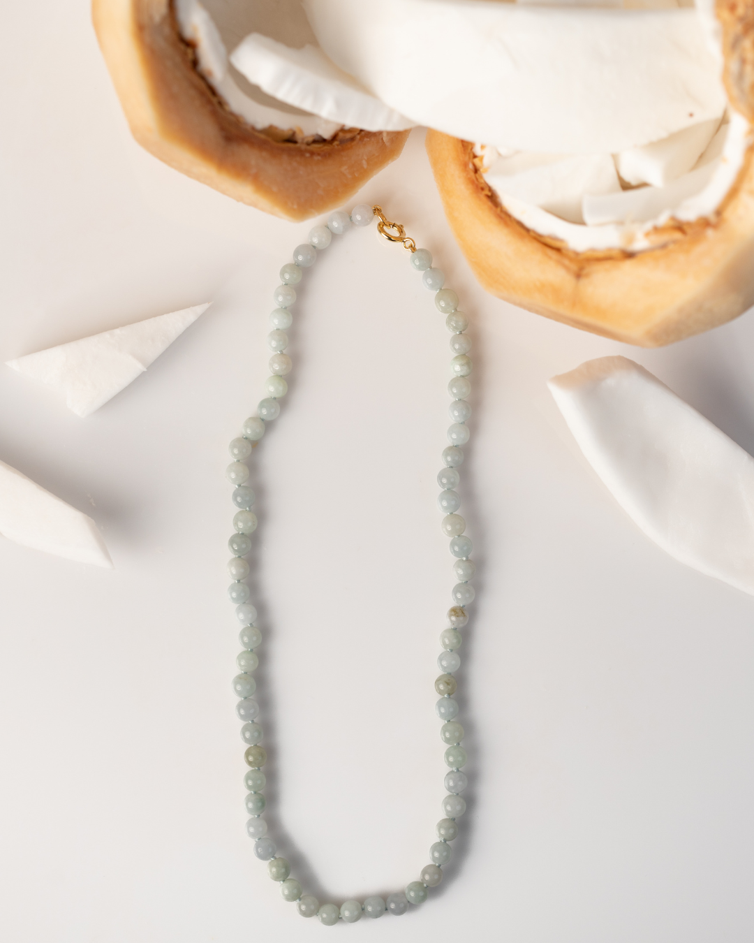 Dewdrop Necklace in Coconut
