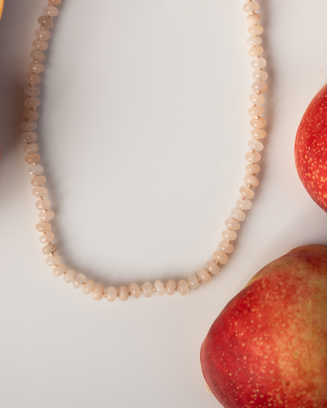 Dewdrop Necklace in White Peach