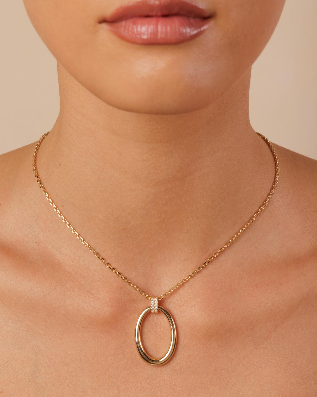 Loop Necklace