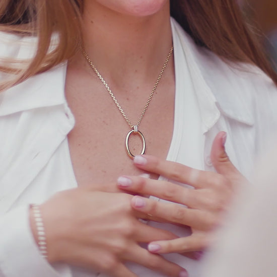 Loop Necklace